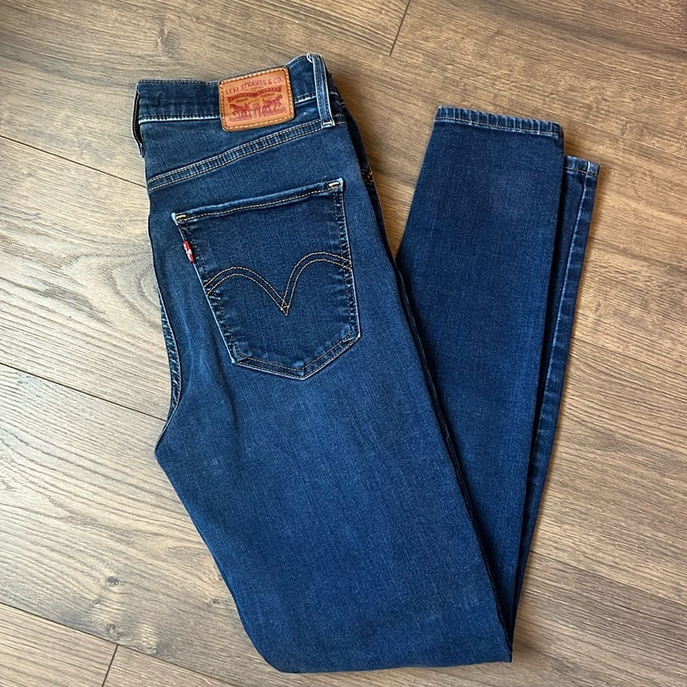 Levi - Mile High Super Skinny